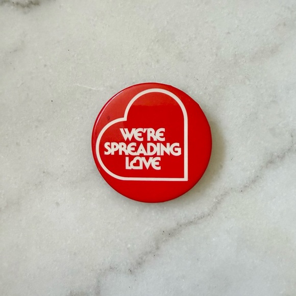 Vintage Accessories - Vintage We’re Spreading Love Heart Button Retro 1970s Peace Love Pinback